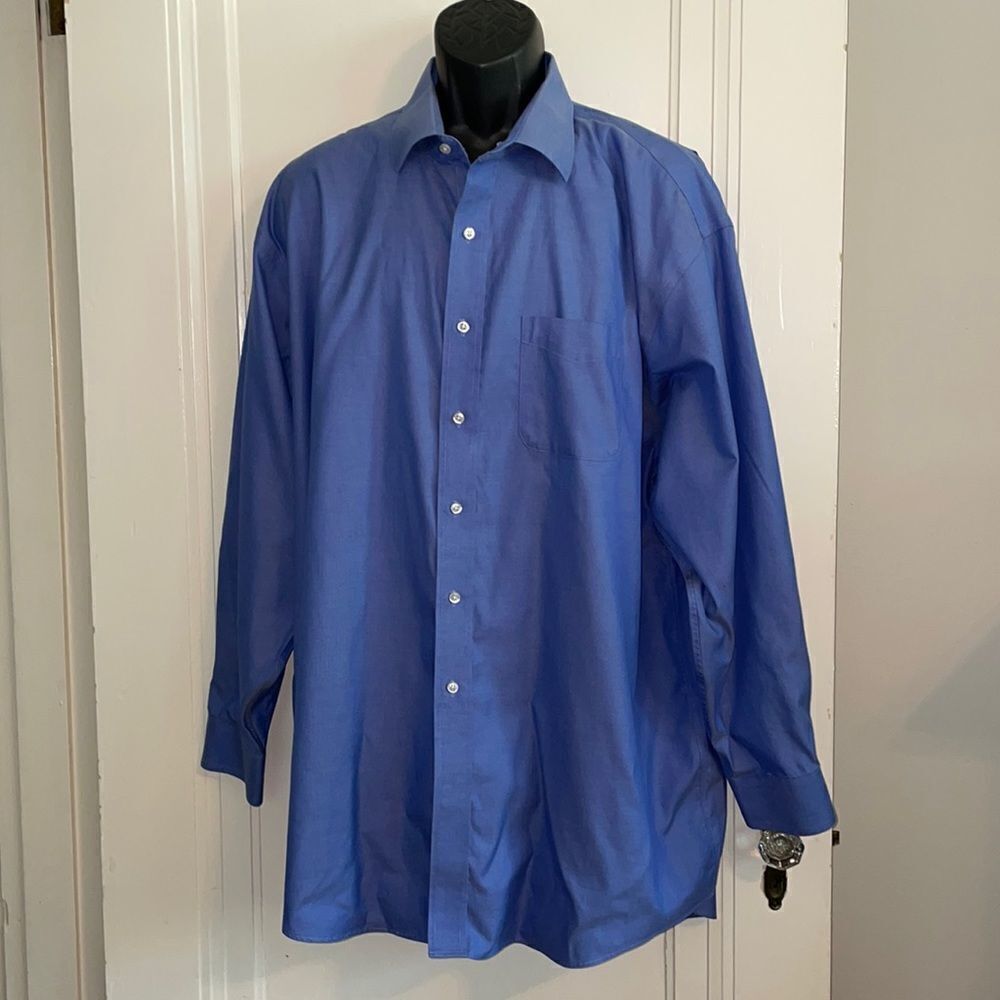 Abraham’s (Oxford Industries) blue cotton dress shirt